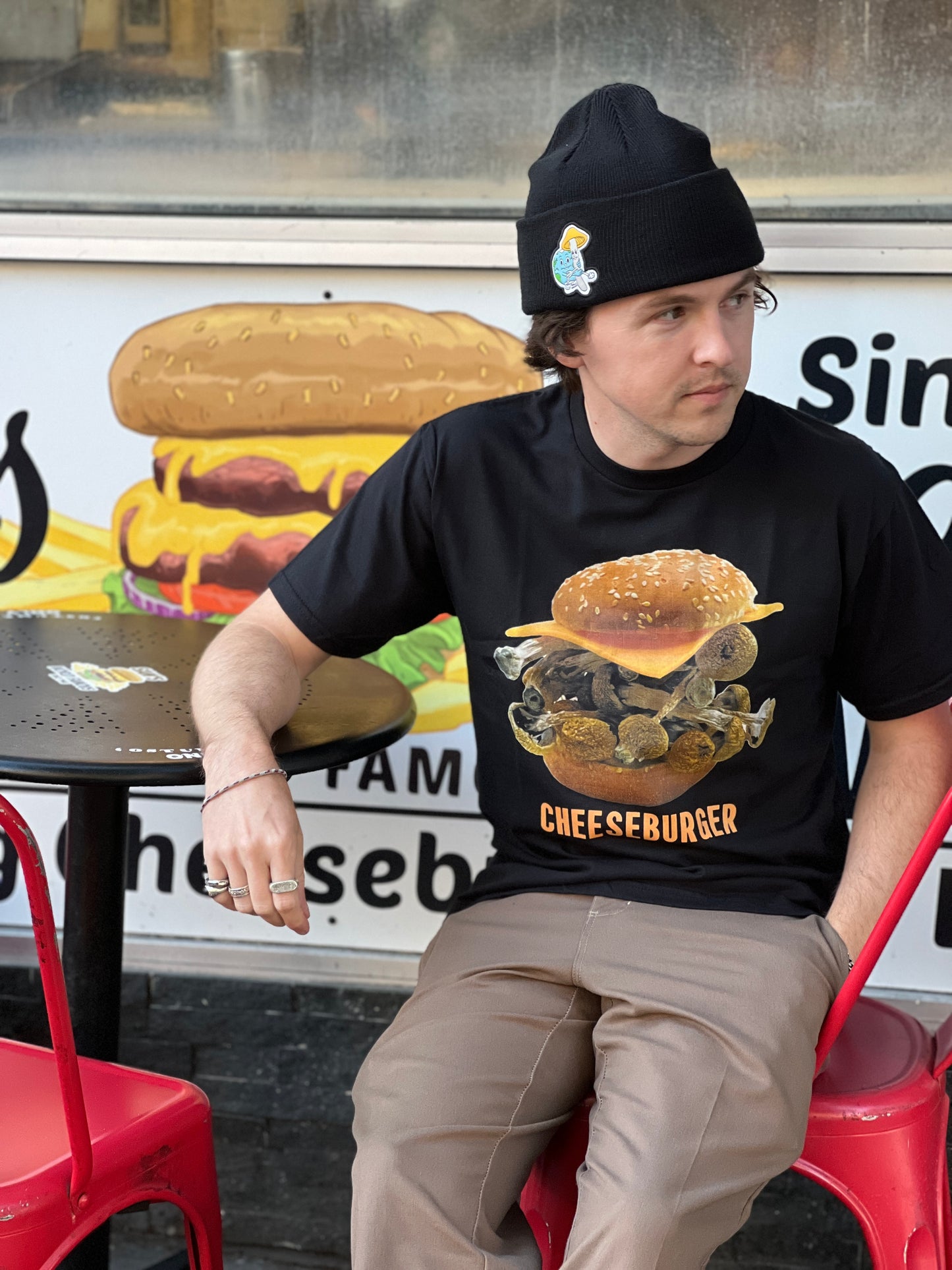 CHEESEBURGER T