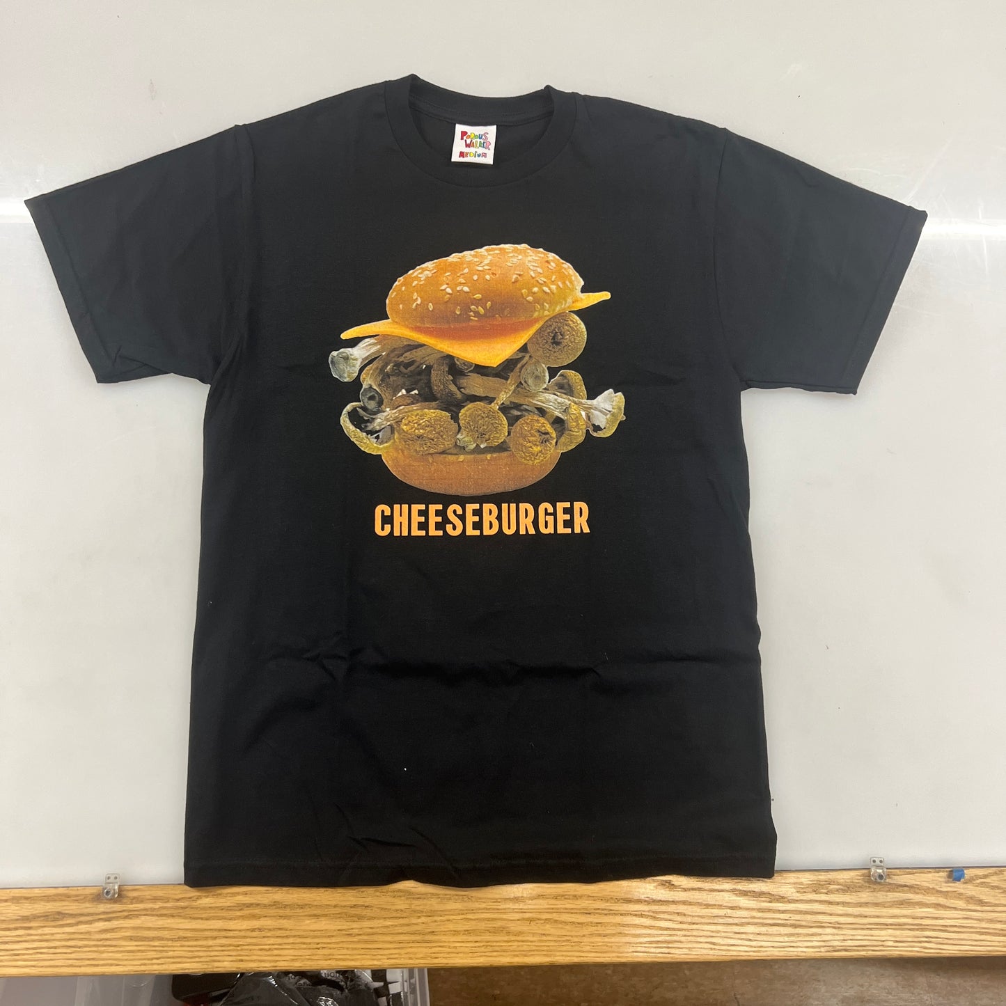 CHEESEBURGER T