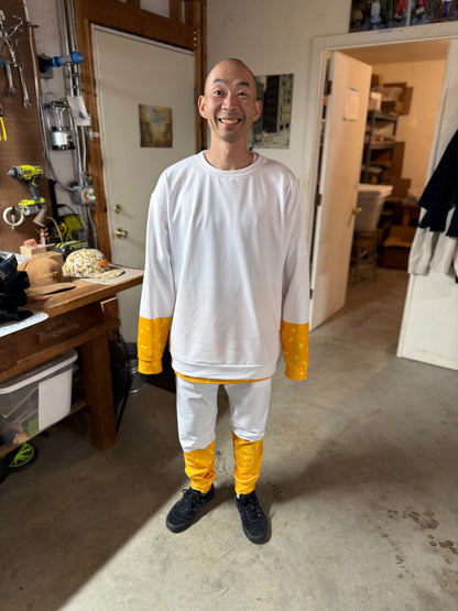 CIGARETTE OUTFIT (TSHIRT, SWEATSHIRT, PANTS)