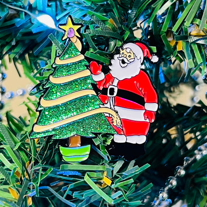 SANTA CLAUS WEINER PIN