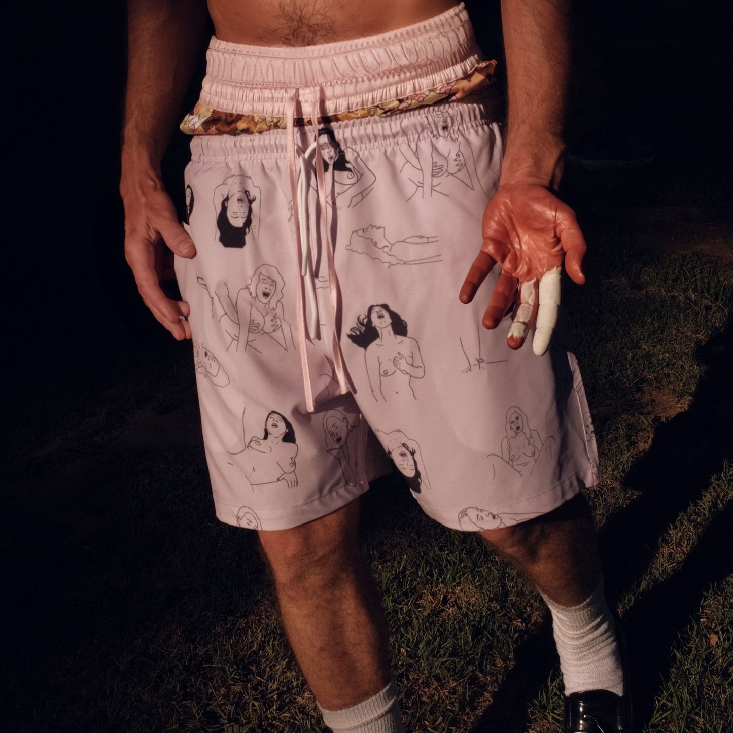 “O” SHORTS (LAVENDER)