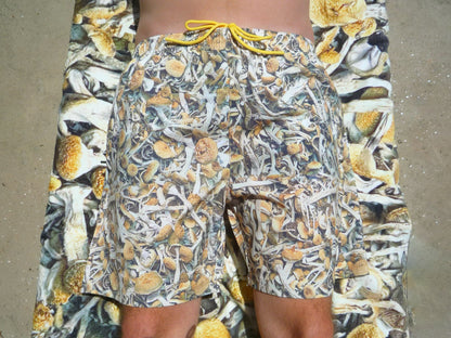CAMUSHROOMOFLAGE SHORTS