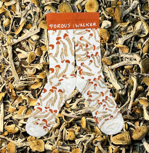 MUSHROOM SOCKS (WHITE)