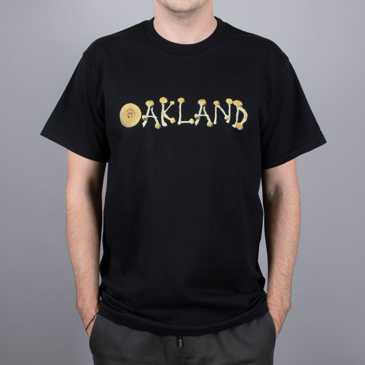 OAKLAND Tee (Black)