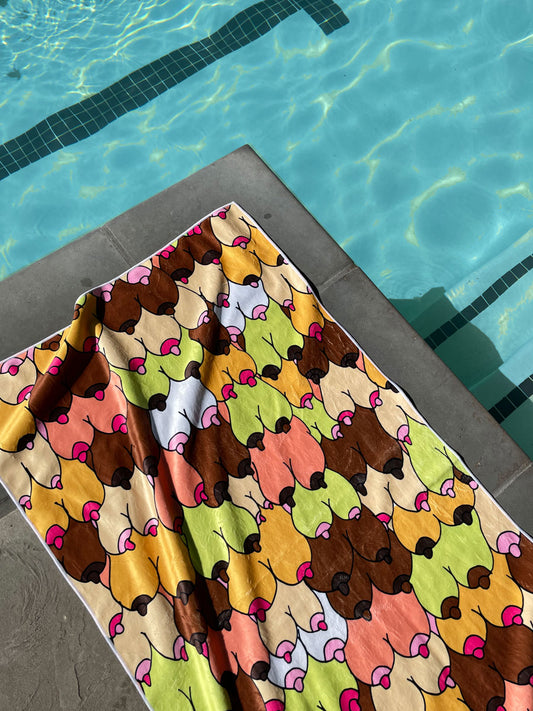 BOOBS TOWEL